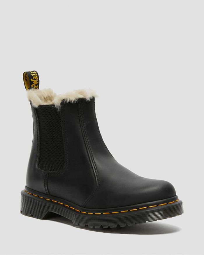 Dr Martens Womens 2976 Faux Fur Lined Chelsea Boots Black - 95483OAUF